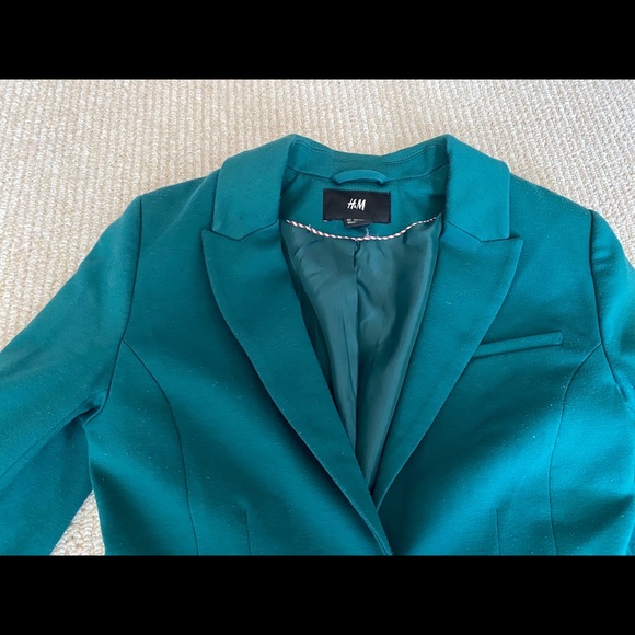 Green H&M blazer - Picture 2 of 5